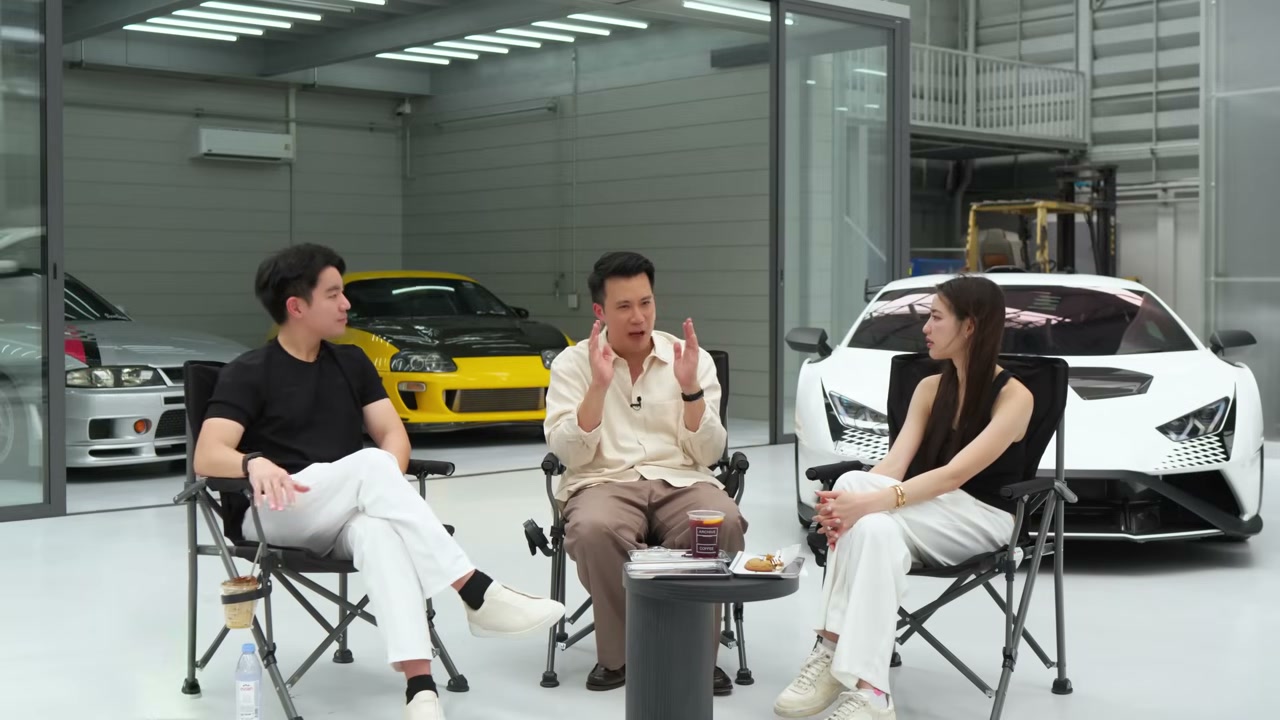 เจาะลึกไลฟ์สไตล์และมุมมองชีวิตกับ พี่บูม ธาริส ใน Cars & Coffee by Jo Chirawat - บทความจาก ITBlockman