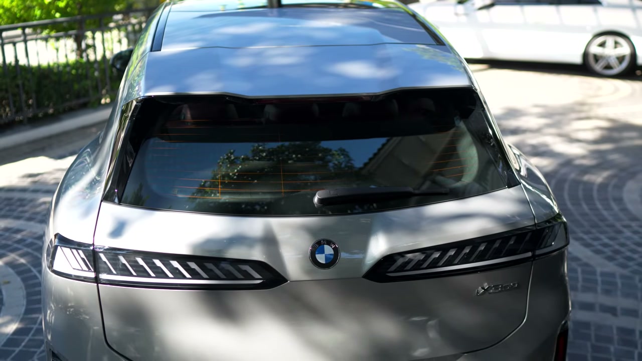 เจาะลึก BMW iX3 กับแพลตฟอร์ม New Class: อนาคตแห่งรถยนต์ไฟฟ้าที่ท้าทายทุกขีดจำกัด - บทความจาก ITBlockman