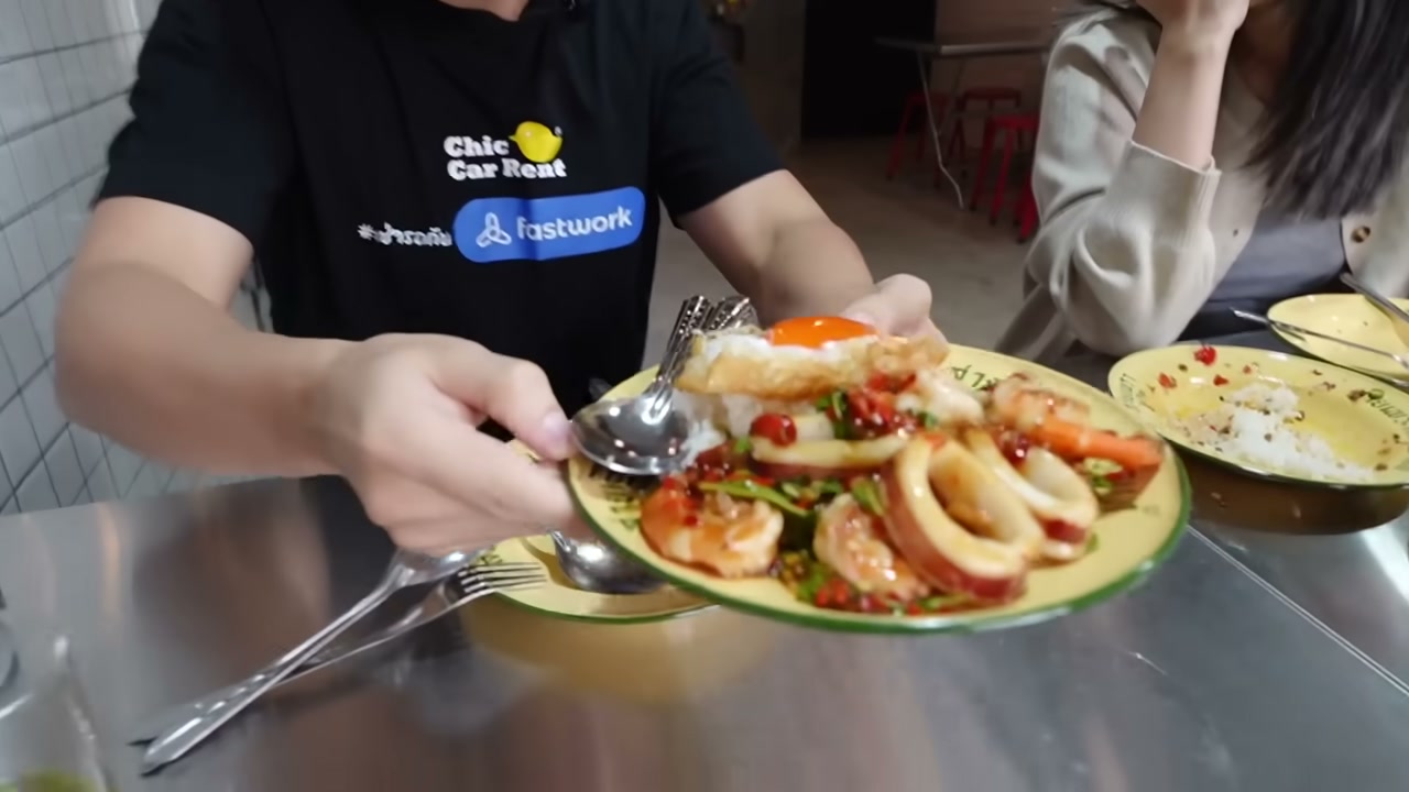 ตามล่า 3 ร้านกะเพราในตำนานที่อร่อยที่สุดในกรุงเทพฯ ที่สายกะเพราต้องห้ามพลาด! - บทความจาก ITBlockman