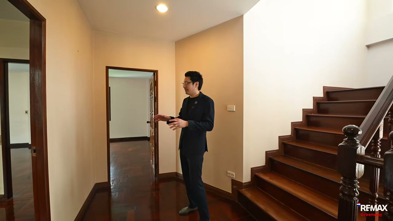 เจาะลึกตึก 4 ชั้นครึ่ง ใจกลางเจริญรัถ ใกล้ไอคอนสยาม พื้นที่ใช้สอยจัดเต็ม 493 ตร.ม. - บทความจาก ITBlockman