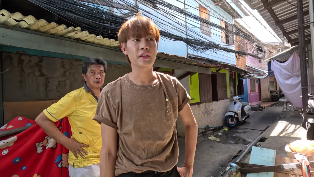 เปิดโลกคลองเตย: เจาะลึกชีวิตจริงในสลัมที่ใหญ่ที่สุดในกรุงเทพมหานคร - บทความจาก ITBlockman