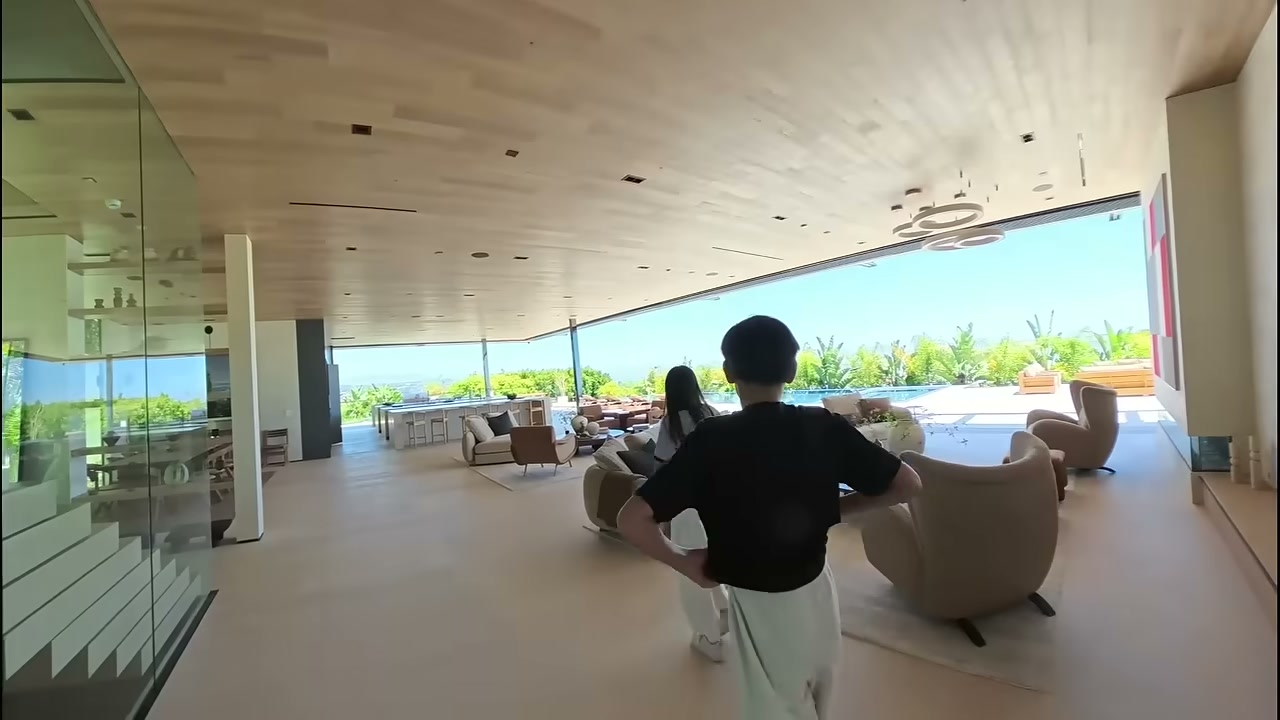 เจาะลึกคฤหาสน์หรู 35 ล้านเหรียญใน LA สัมผัสวิถีชีวิตระดับฮอลลีวูด - บทความจาก ITBlockman