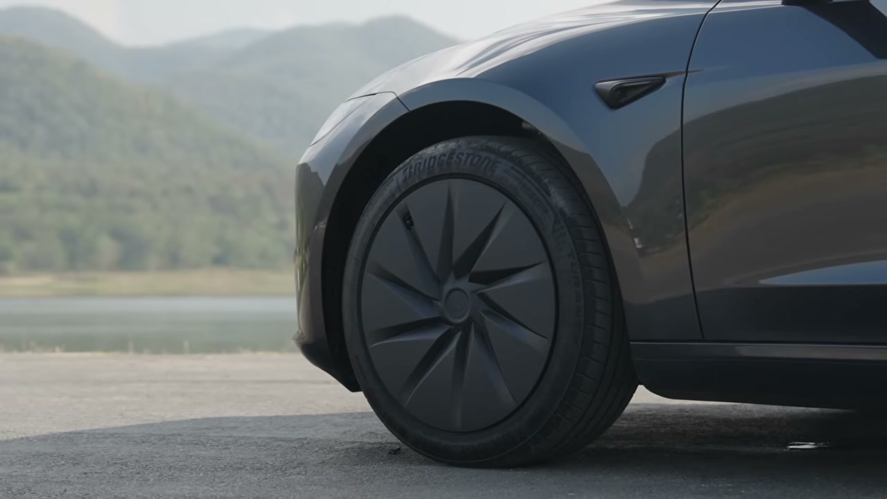รีวิวเจาะลึก Tesla Model 3 Standard: จากผู้ใช้ Model Y ตัวจริง สรุปซื้อหรือไม่ซื้อ? - บทความจาก ITBlockman