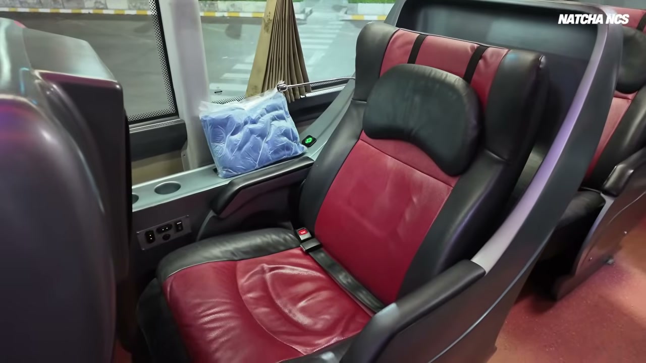 รีวิวรถทัวร์ First Class ไปเชียงใหม่กับสมบัติทัวร์ (เวียงพิงค์บัส) คุ้มค่าแค่ไหน? - บทความจาก ITBlockman