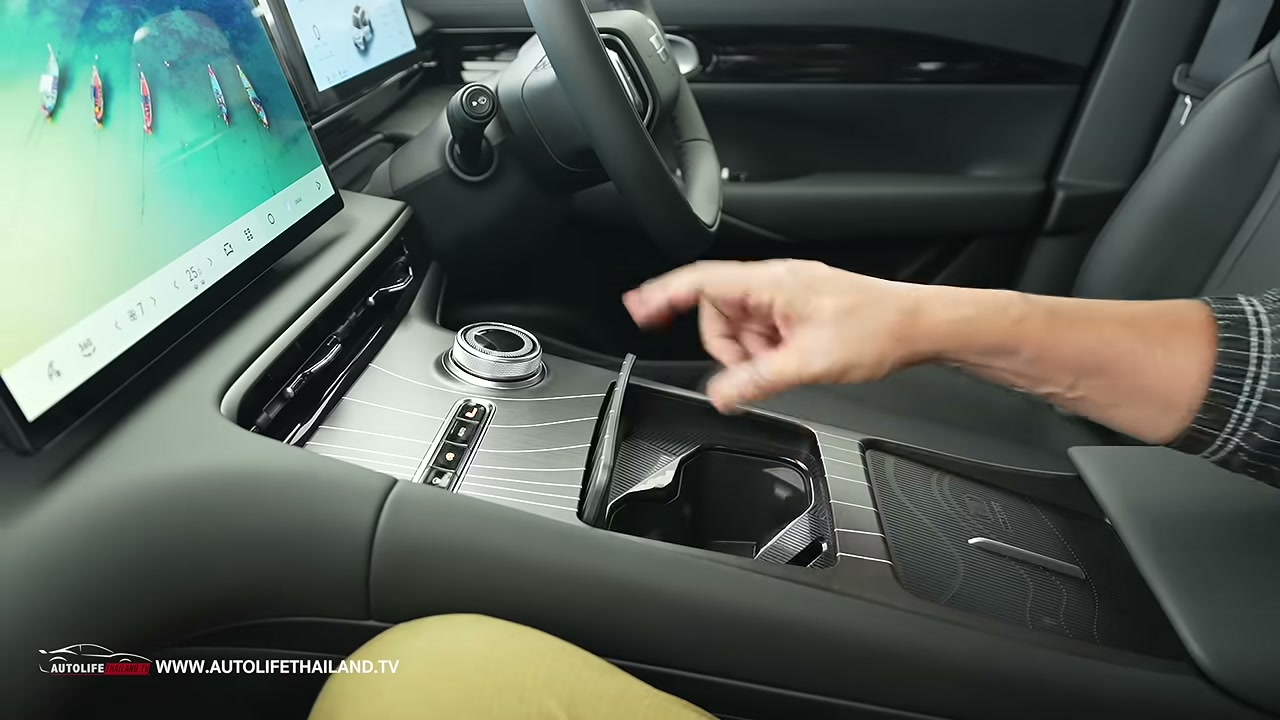เจาะลึก Geely Starray EM-R เทคโนโลยี REEV ท้าชนตลาด B-SUV ด้วยราคาที่ใครก็ต้องเหลียวหลัง - บทความจาก ITBlockman