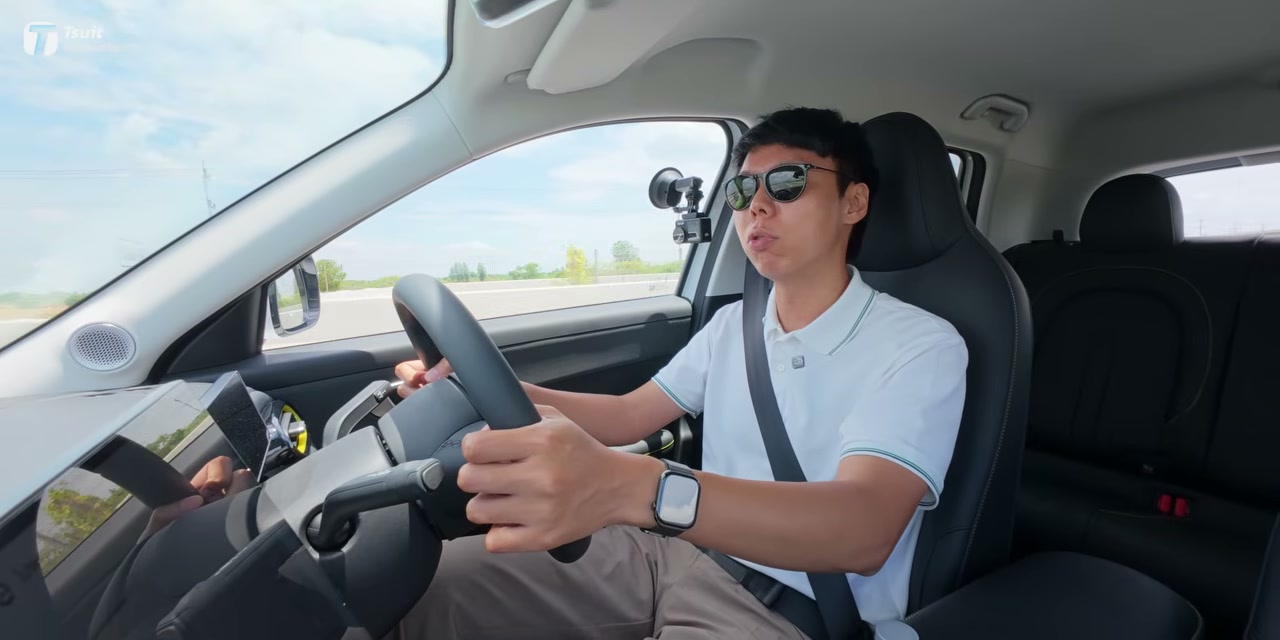 เจาะลึก Chery Q รถไฟฟ้าขวัญใจวัยรุ่น งบ 5 แสนบาทคุ้มค่าแค่ไหน? - บทความจาก ITBlockman