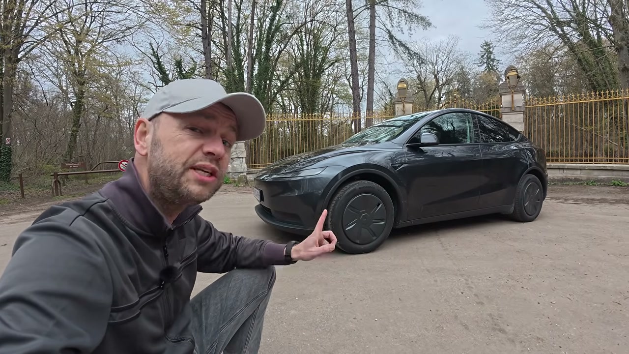 รีวิวเจาะลึก Tesla Model Y รุ่นเริ่มต้น 2026: คุ้มค่าที่สุดในตระกูล SUV ไฟฟ้า - บทความจาก ITBlockman
