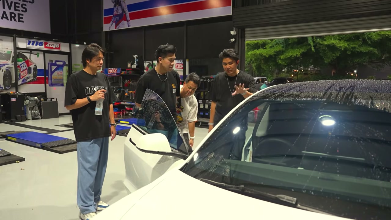 เจาะลึกเทรนด์แต่ง Tesla สไตล์ญี่ปุ่น พร้อมบริการดูแลรถครบวงจรที่ Top Secret Thailand - บทความจาก ITBlockman