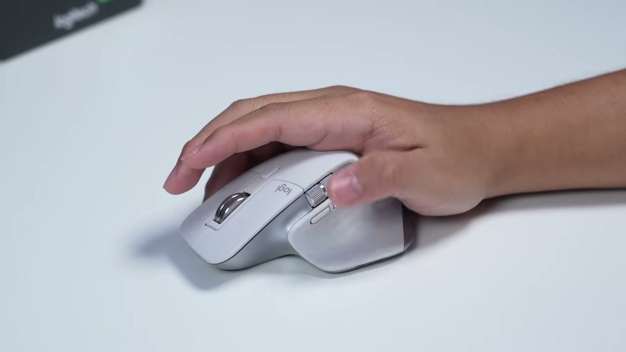 จัดอันดับ 5 เมาส์สำหรับคนใช้ MacBook เลือกตัวไหนดี? เจาะลึก Magic Mouse vs Logitech - บทความจาก ITBlockman