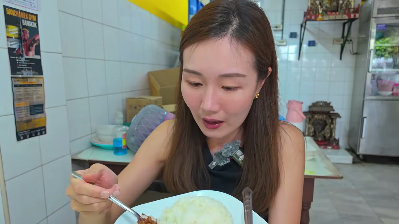ตะลุยกินย่านประดิพัทธ์-สะพานควาย แหล่งรวมสตรีทฟู้ดในตำนานที่ต้องไปลอง - บทความจาก ITBlockman